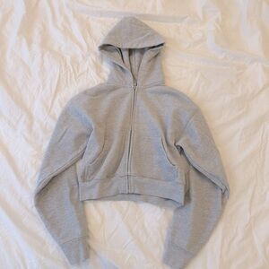 Aritzia TNA Extra Fleece Boyfriend Boxy Zip-Up Hoodie in Heather Chrome Size XXS